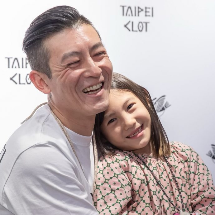 陈冠希当爸后断崖衰老 和女儿约定：将来帮我换尿布