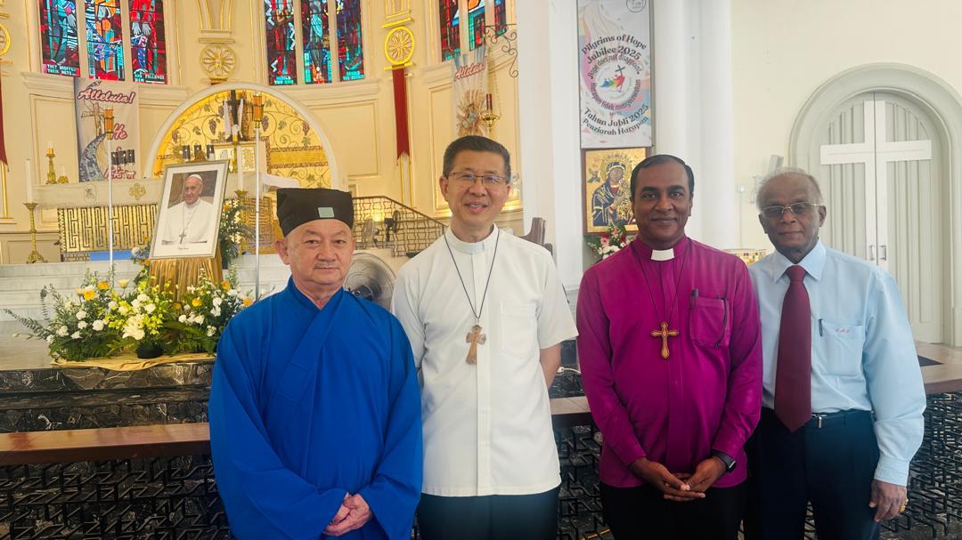 陈和章道长向逝世天主教领袖方济各吊唁