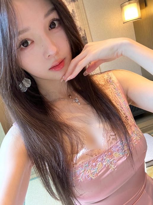 首次亲口承认“李现”2字 晓雪直播大爆恋爱细节