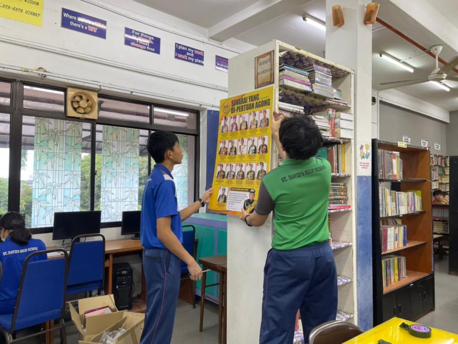  （古城版）学海学记副文：圣大卫中学图书馆大扫除 共建整洁美观阅读天地