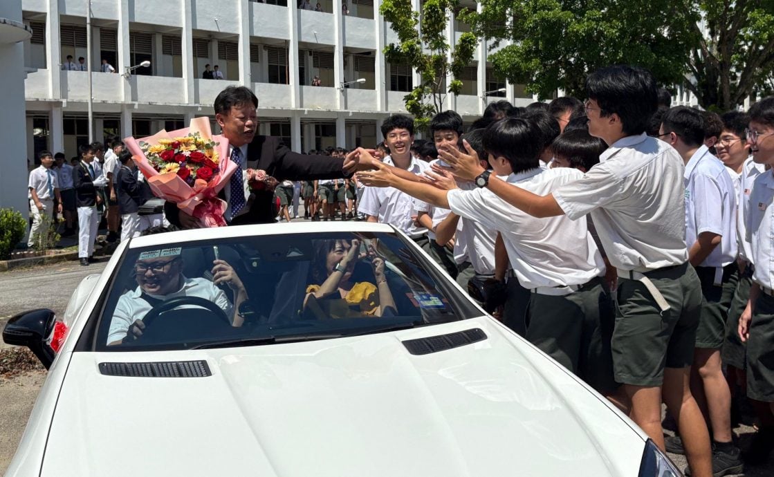 (大北馬)盡力奉獻教育事業34載 鍾靈中學校長藍年豐光榮退休
