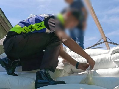 (大北马)涉走私56.53吨白米 2本地男子被捕