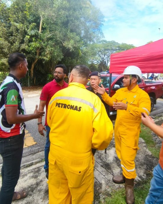 （已签发）全国/巴拉卡斯：有居民在火灾中受伤