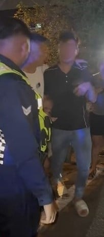 （已签发）全国：助维交通秩序免车祸死者被撞   热心男子遭酒驾司机撞毙