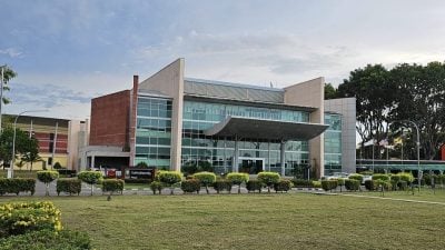ML周六奖学金教育展 . 助学子圆升学梦