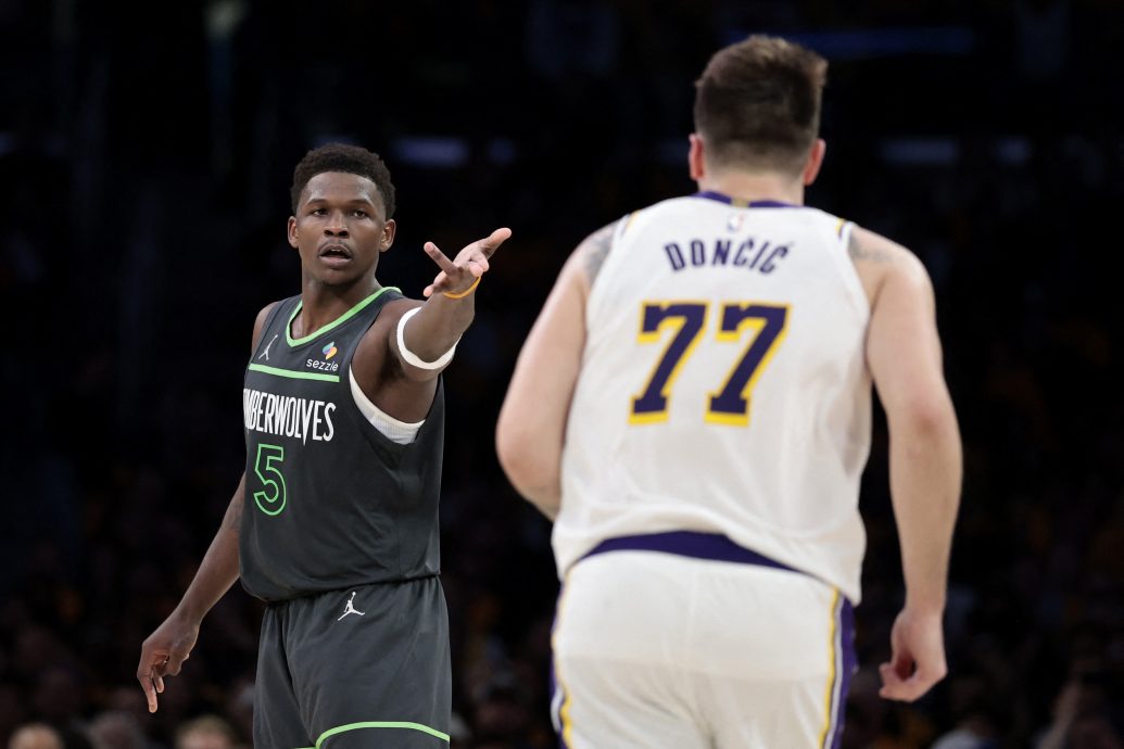 NBA季后赛点燃战火 木狼21记三分弹轰倒湖人
