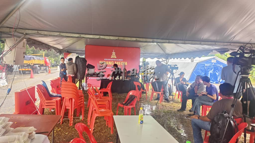 雷雨突袭 布特拉高原气爆指挥中心设施受损