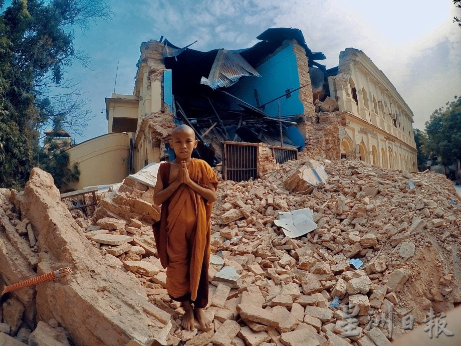 请制图集//缅甸7.7级强震|没有相机的摄影 用手机记录爱与希望