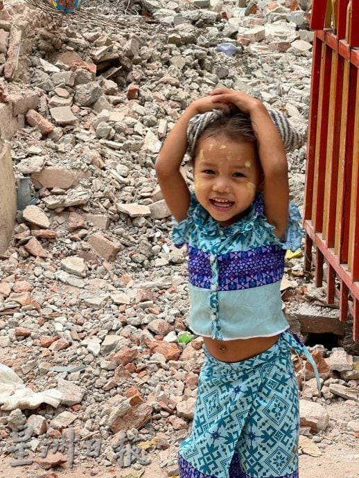 请制图集//缅甸7.7级强震|没有相机的摄影 用手机记录爱与希望