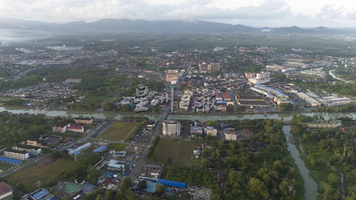 星角摄：哥打丁宜第二高架大桥