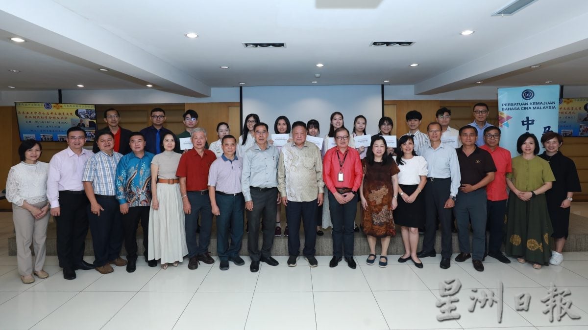 李金泉：教育部需确保马大和UPSI培训华文老师到政府中学执教   去年60人毕业 逾半没担任政府中学华文老师