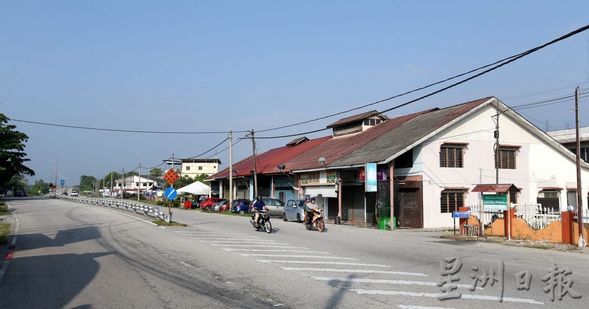 ★4月17日刊登/大霹雳封底主文/【选区趴趴走】/繁华时髦曾风光一时 打巴律留旧时背影