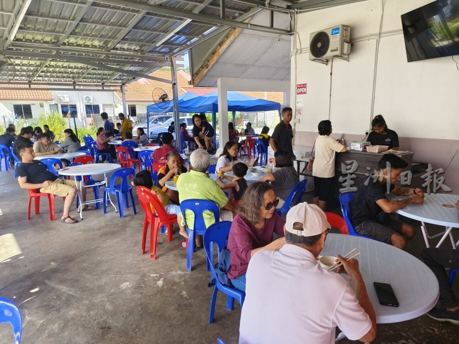 肉碎猪油渣一样不少 RM2干面温暖弱势心