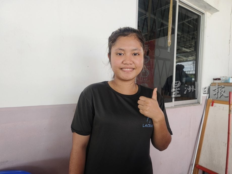 肉碎猪油渣一样不少 RM2干面温暖弱势心