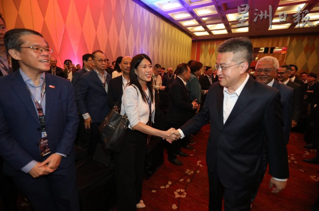 **已签发**柔：封面：柔新经济特区论坛｜两个国家，一个愿景，柔新经济特区有望成为东盟新的投资引擎