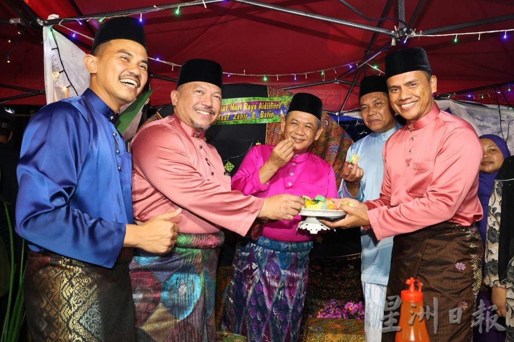 全国版:消拯局K9队将添新血 16消拯犬年内加入服务行列