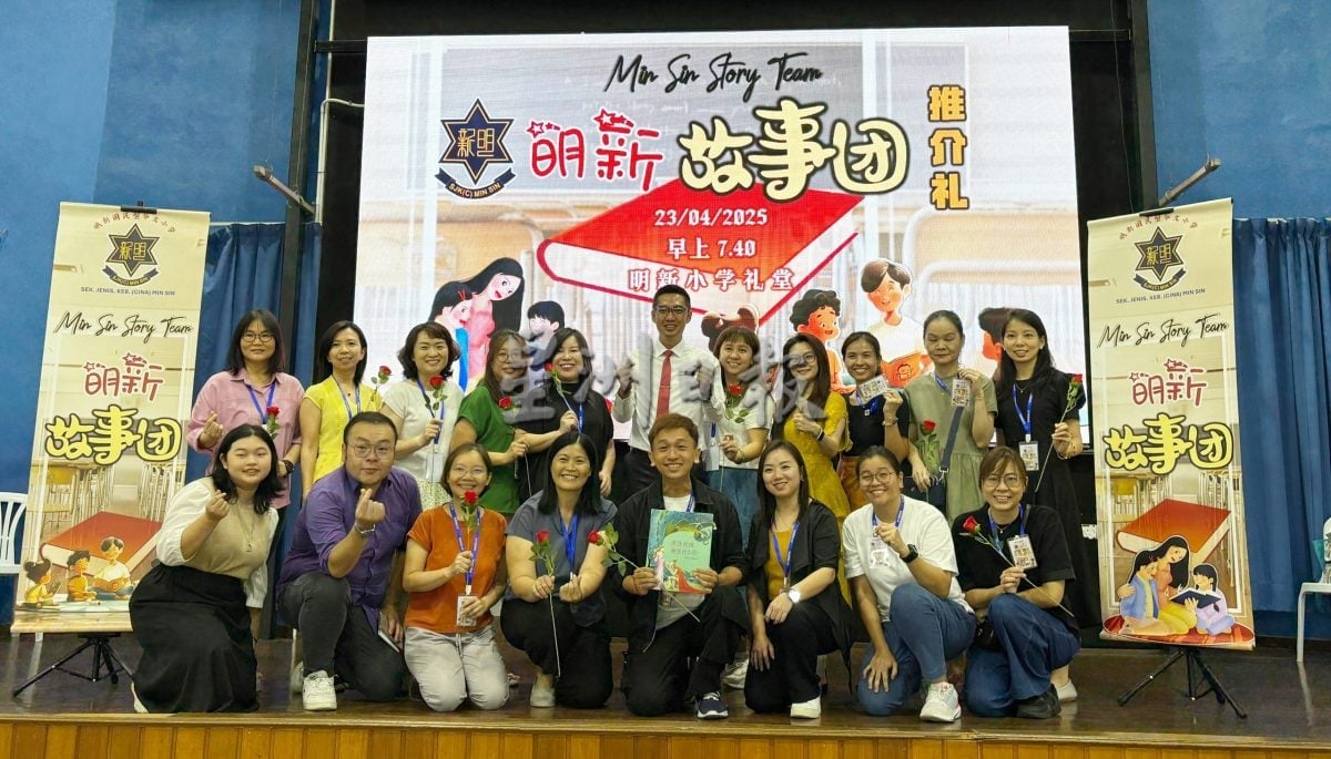 (大北马)由爱心家长组成的明新故事团温馨启航 每周五为孩子播下阅读种子