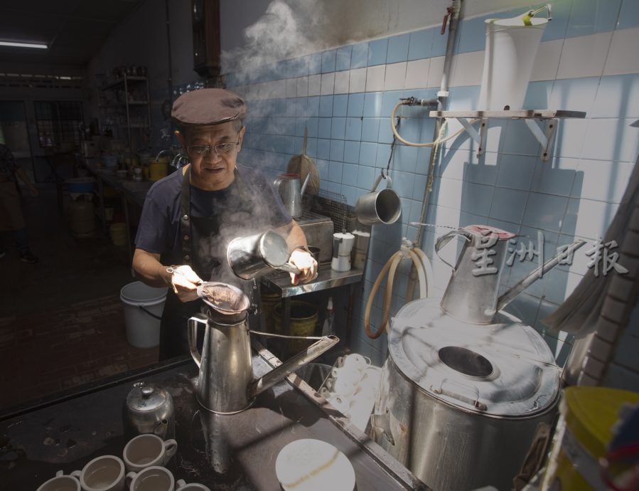 海南传统咖啡飘香