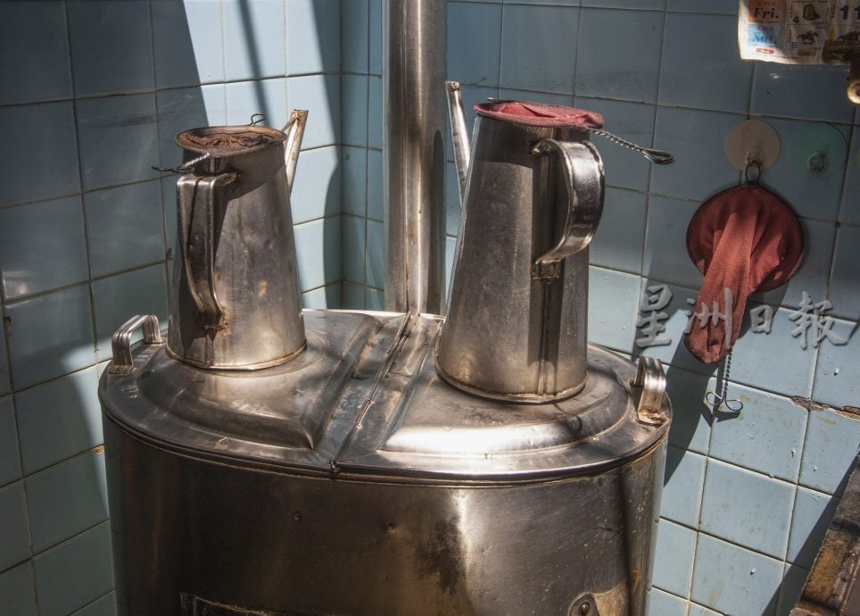 海南传统咖啡飘香