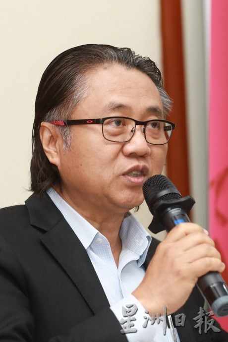 逐步打破“一考定终身”传统思维  陈云枫：“统考十大”既取消 颁奖机制也应顺势转型