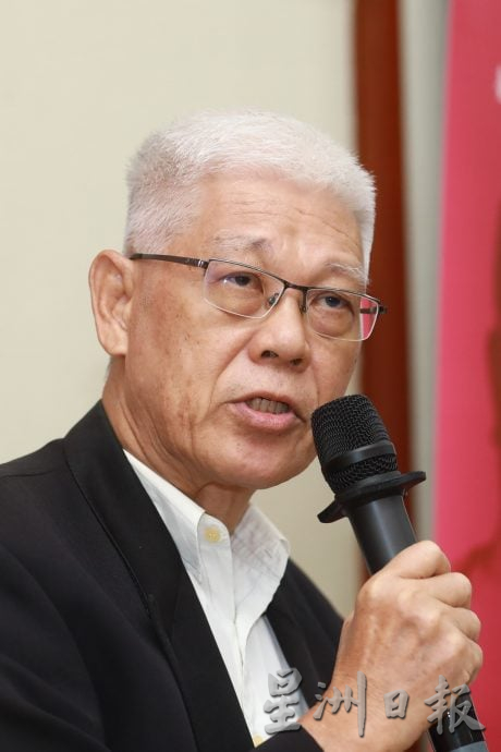 逐步打破“一考定终身”传统思维  陈云枫：“统考十大”既取消 颁奖机制也应顺势转型