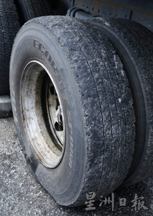 流氓罗里司机越发猖狂·揪众围堵执法交局执法人员