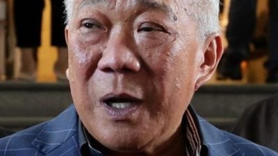 “要像慕斯达法般争取权益” 邦莫达批杰菲里空有口号