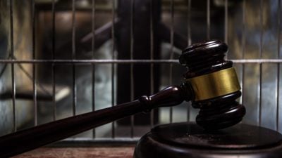 因玩笑话打伤同事 26岁标志设计师遭罚1300令吉
