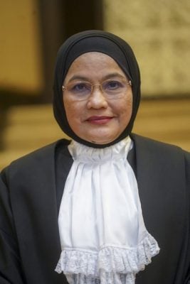 1联邦法院和2上诉庭法官宣誓就职/