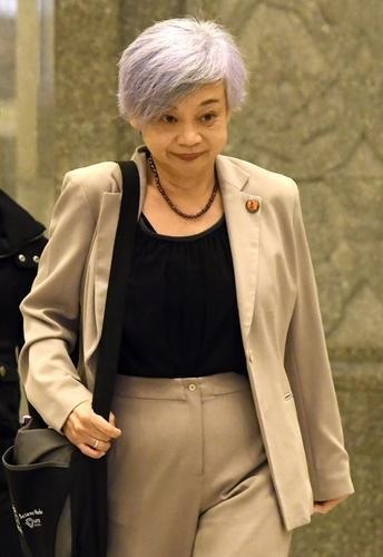  1MDB案|多份文件图像模糊笔迹矛盾 专家：难断定是否纳吉手笔