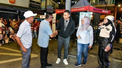 新闻局巡回活动  结合资讯娱乐传达政策