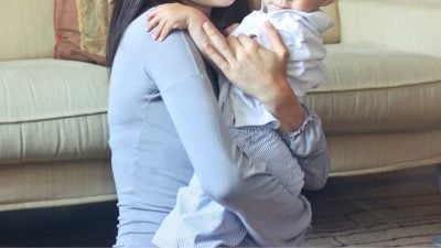 托保姆看顾4个月儿 头骨裂脑出血夫妻报警