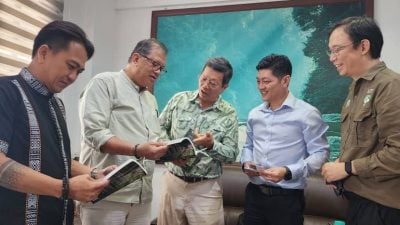 乡区旅游赏莱佛士花　佐尼斯顿：加强保育意识