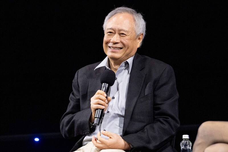 25年后等到李安的拥抱 章子怡：这就是爱