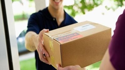 “没钱就不要买货到付款的东西” 女子已付款却被外送员语言羞辱
