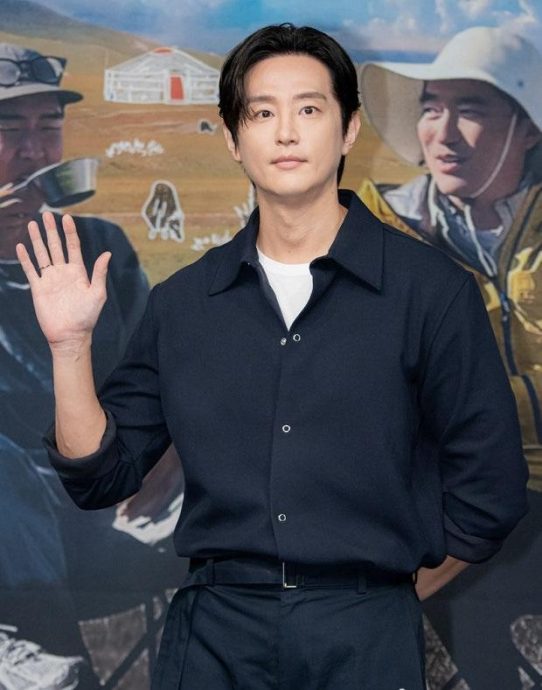 42岁权律524娶圈外女友 婚礼将低调进行