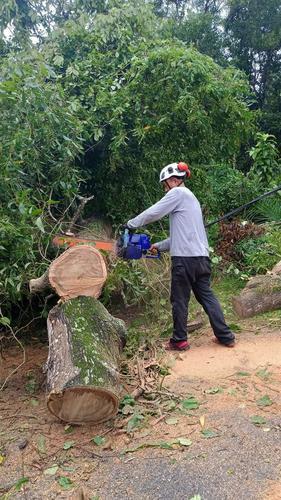 47岁商人长期往返住家大道400公里 热心助遇困者不求回报