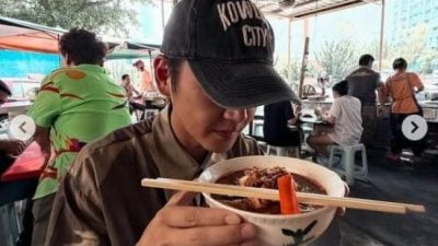 张振朗秀大马吃虾面照片 钓出萧正楠自曝下月来马