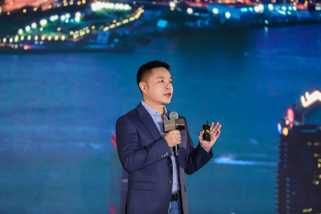 (5月12日见报) 小鹏飞往低空经济