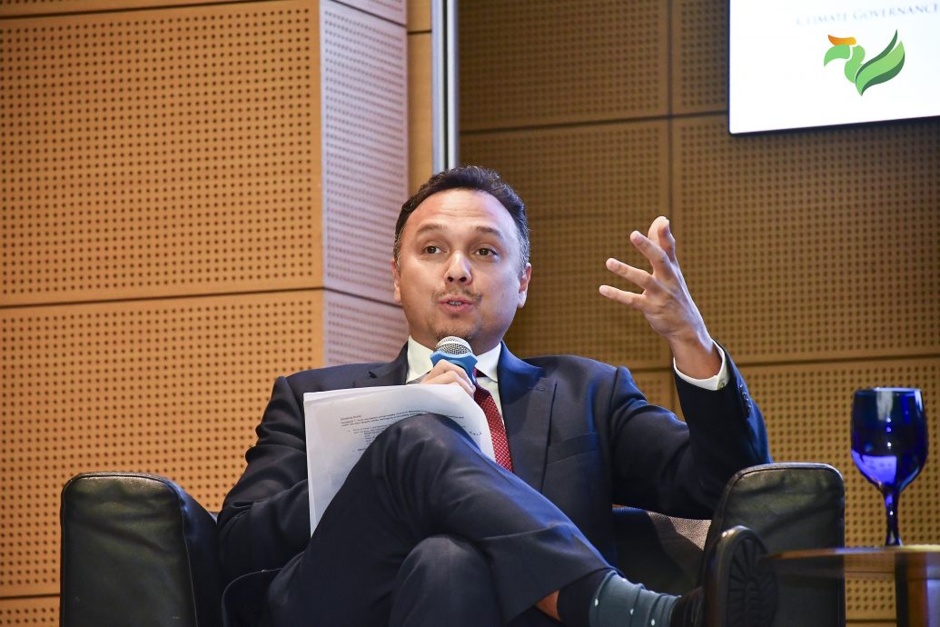 (5月19见报) 碳经济时代系列二| 减碳更花钱？银行界解谜