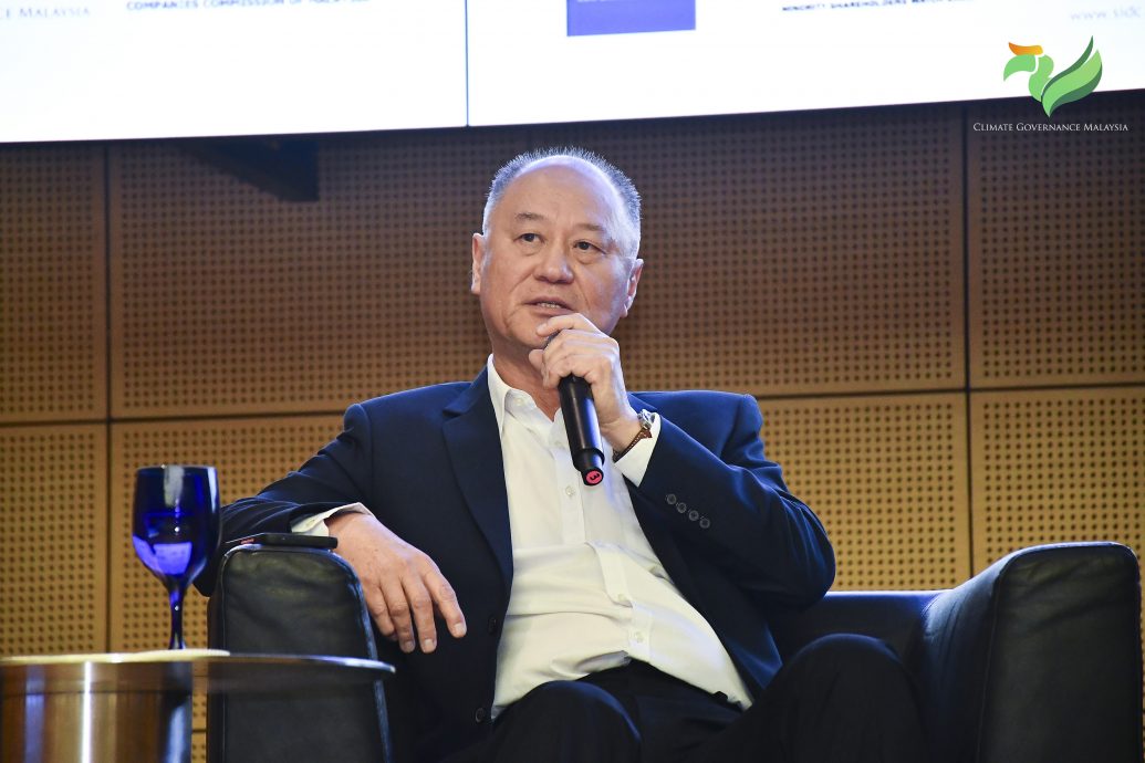 (5月19见报) 碳经济时代系列二| 减碳更花钱？银行界解谜