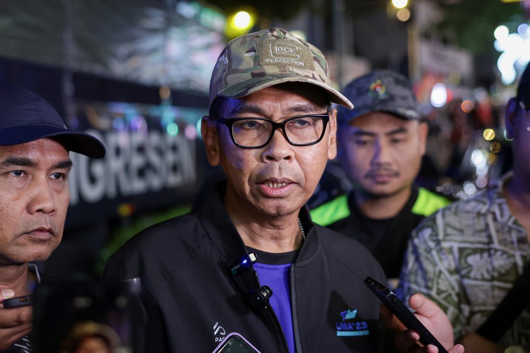 64名非法外劳在取缔行动中落网 2移民局官员因公受伤