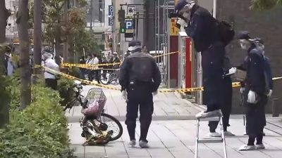 70岁老翁高楼坠落 男子骑脚车经过惨遭砸死
