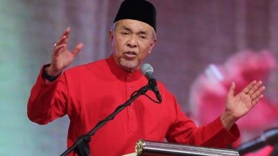 未宣布大选或州选 扎希：还不是时候谈“海报男孩”