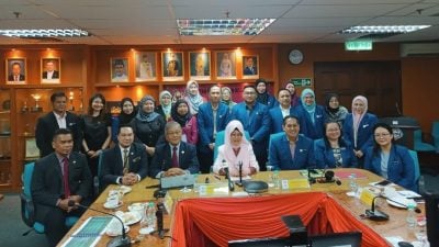 检视联邦宪法公民身份申请程序 . 花蒂玛：加强与联邦间战略合作