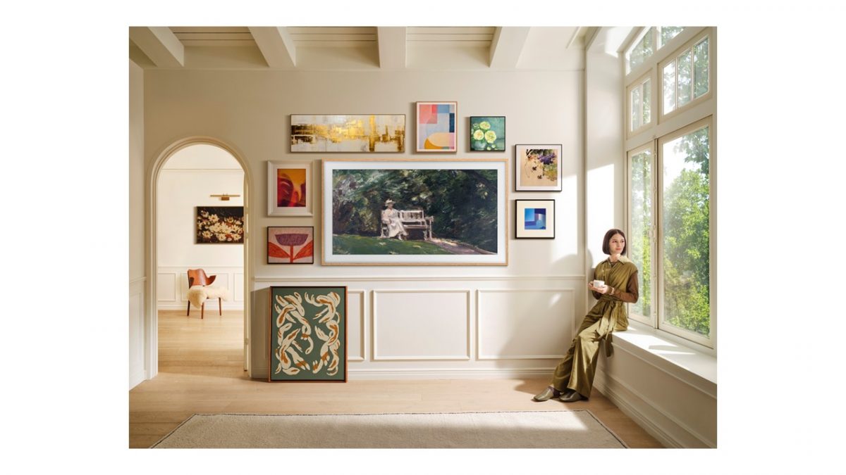 The Frame Pro delivers even brighter and sharper visuals with Neo QLED technology.