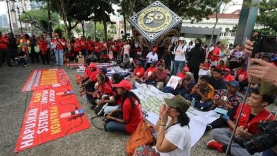 近500人劳动节上街集会 吁调涨最低薪金减轻生活负担