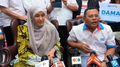 公正党党选| 努鲁对公开辩论说“不”  需降低党内紧张局势