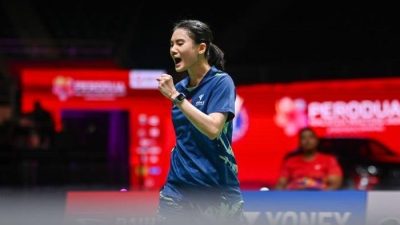 大马羽球超级500赛| 2局战胜山口茜 韩悦率先闯女单决赛