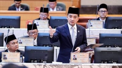 柔大臣：面制水15万用户   本月份水費回扣15%